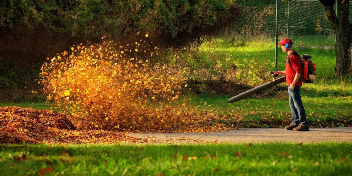 How Deep Cleaning Services Support Effective Seasonal Home Maintenance