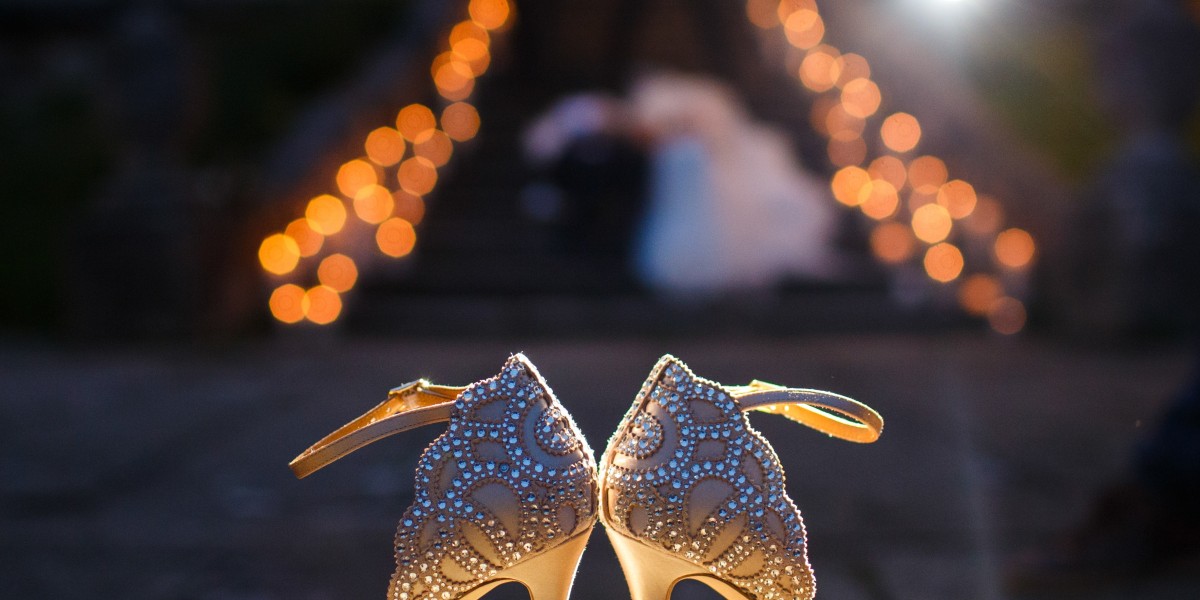 Best Punjabi Juttis for Weddings and Festive Occasions