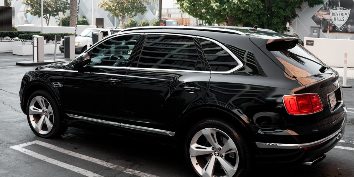 Experience Miami with Style and Performance