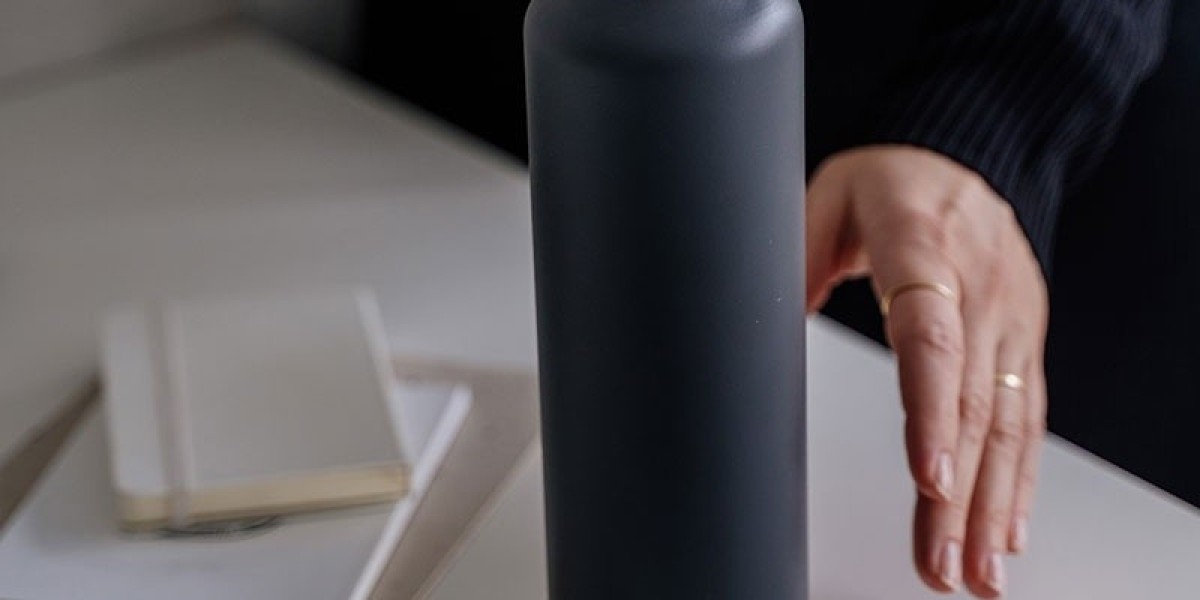 Smart Bottle Market Outlook 2032: Technology Meets Hydration for a Healthier Future