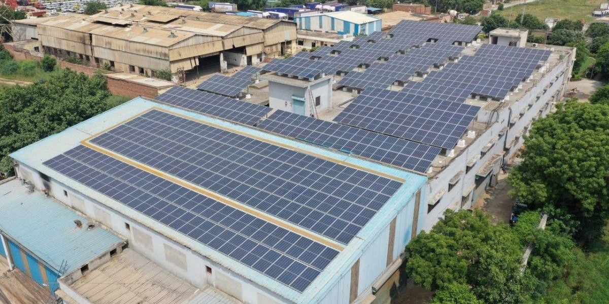 Solar CAPEX and OPEX Explained for Businesses in Mumbai
