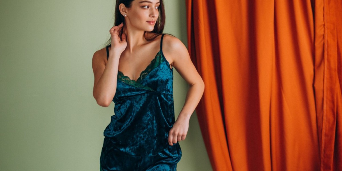 How to Choose Comfortable Nightwear for Better Sleep
