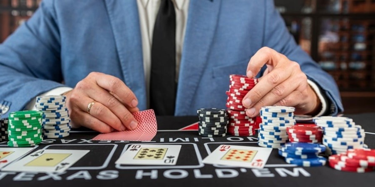 Poker Application : La transformation numérique du jeu de poker