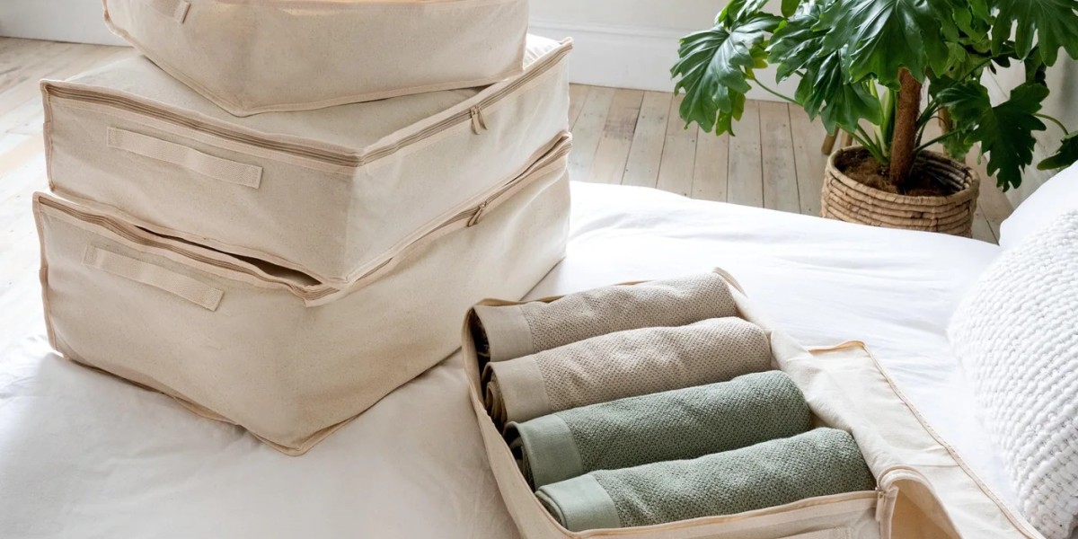 How You Can Organise Your Clothes in a Small Apartment