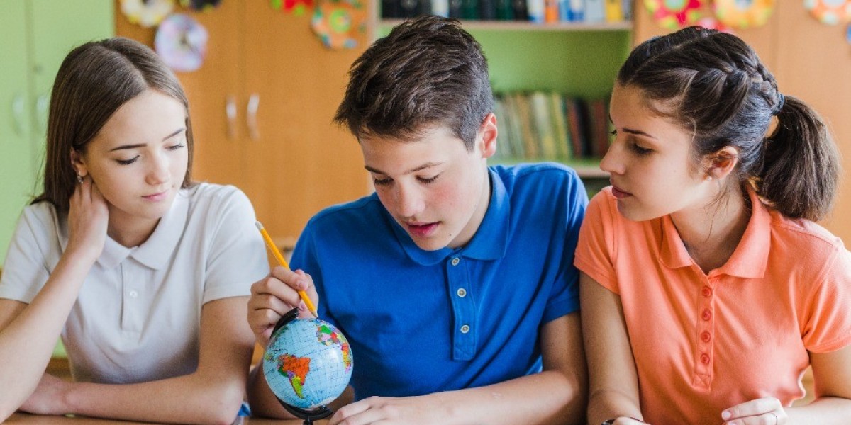 The Importance of Extracurricular Activities in School Life