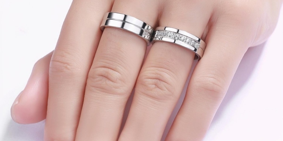 How to Design a Beautiful and Affordable Wedding Ring for Your Guest of Honor