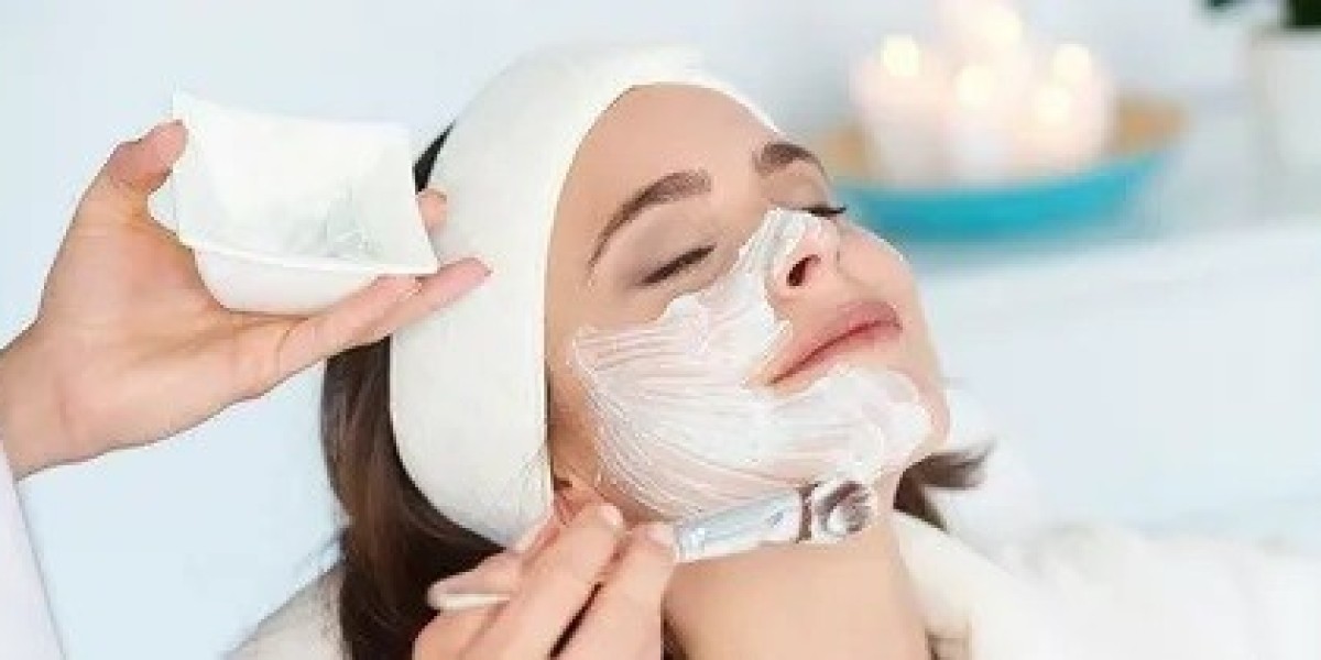Bright Skin, Confident You: Whitening in Islamabad