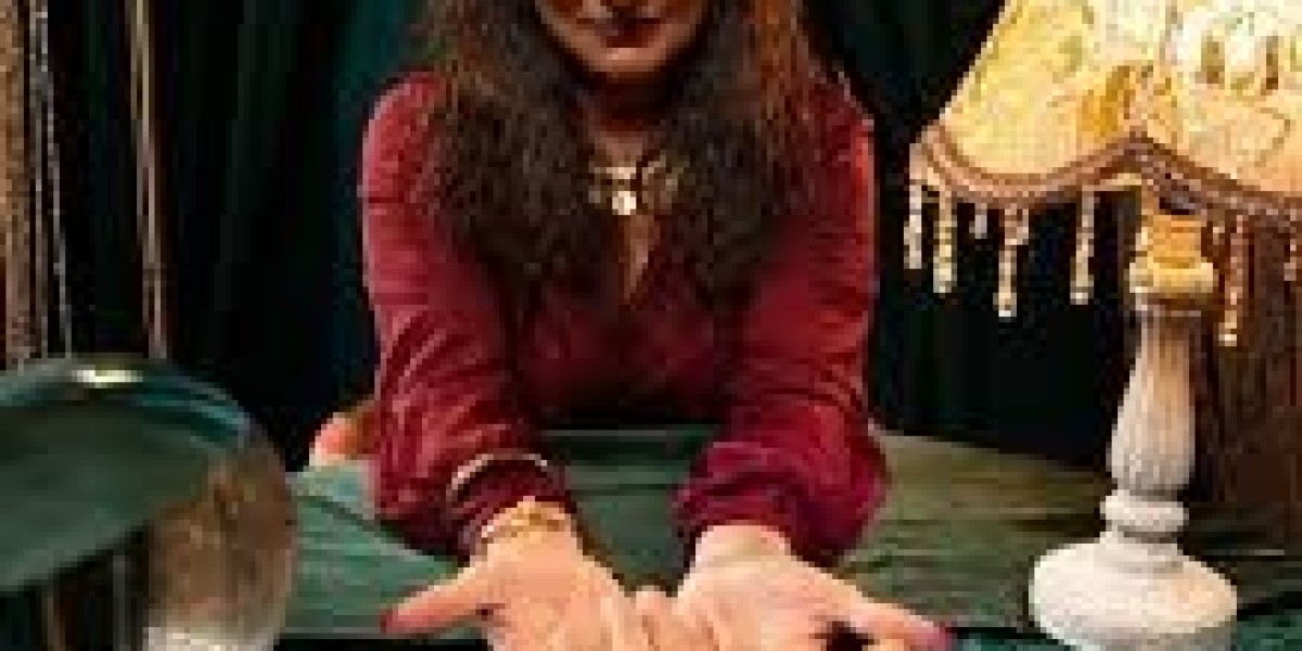 Psychic Entertainer: Blending Mind Reading and Live Entertainment