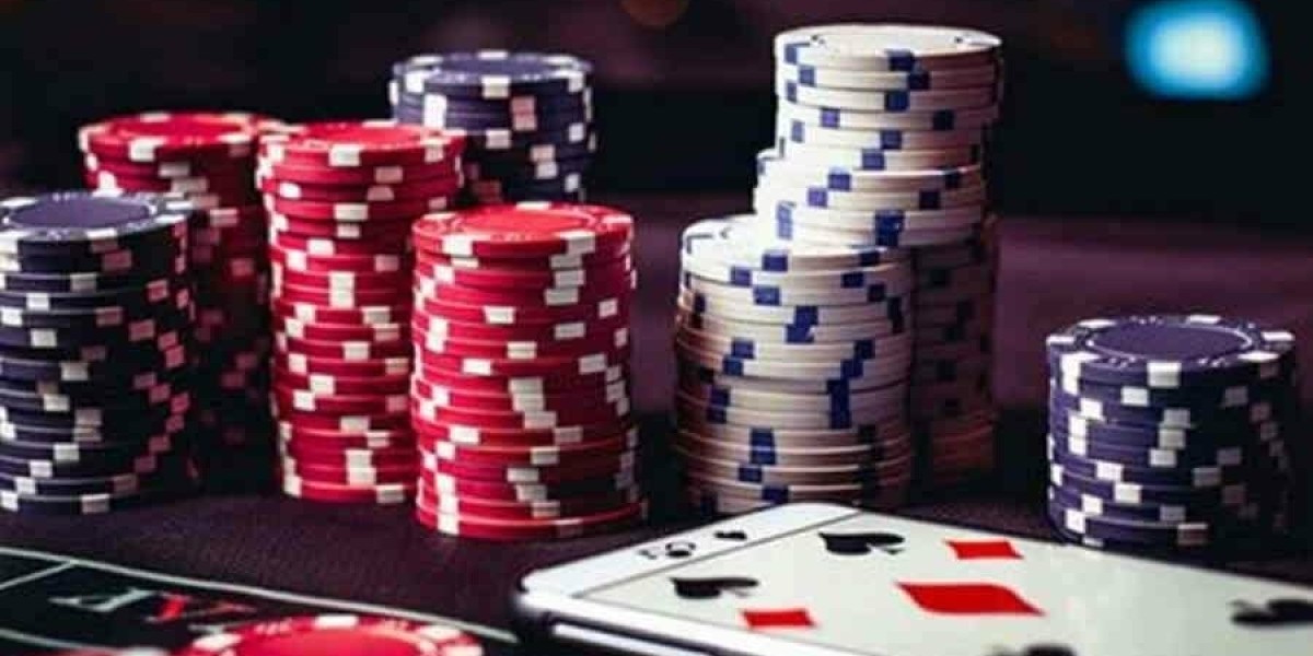 L'adozione delle tecnologie immersive nei casinò online: analisi delle esperienze di realtà aumentata e realtà virt