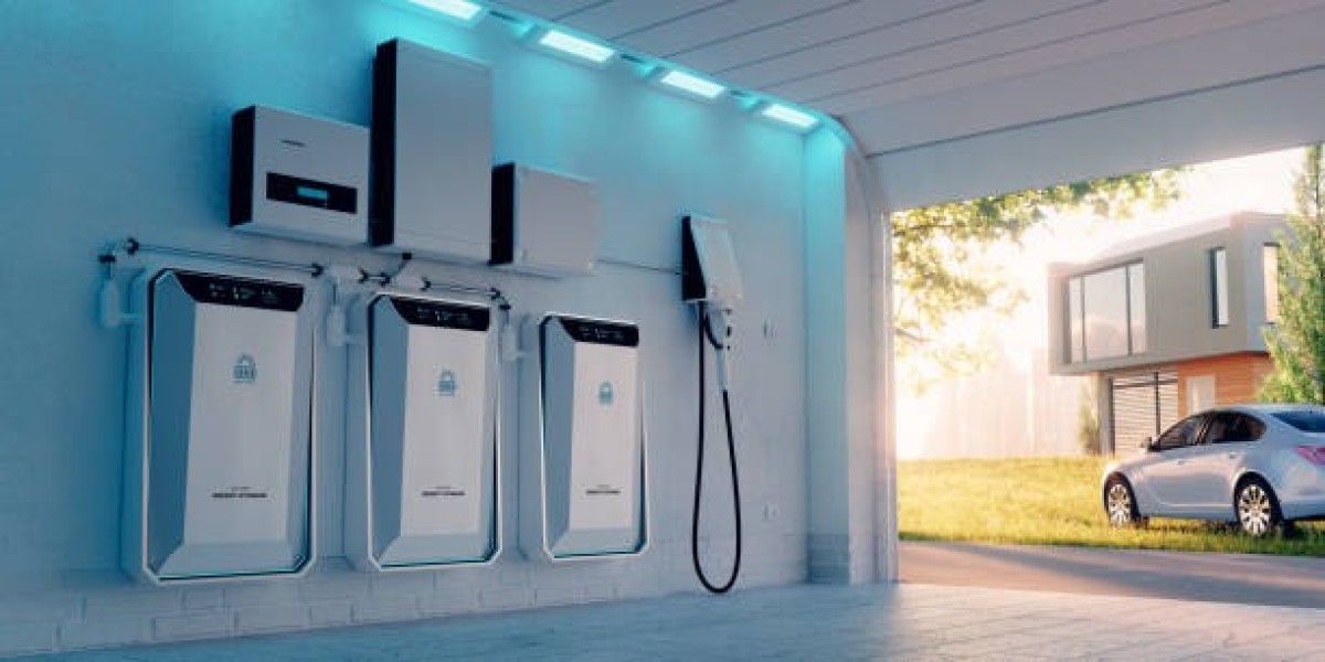 Solar Hybrid Inverter Market Size, Share, and Growth Drivers in Renewable Energy Systems