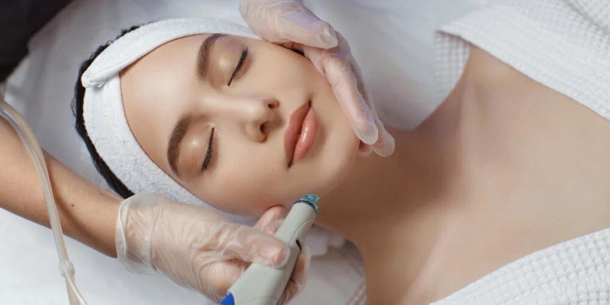 Hydrafacial for Deep Pore Cleansing in Islamabad