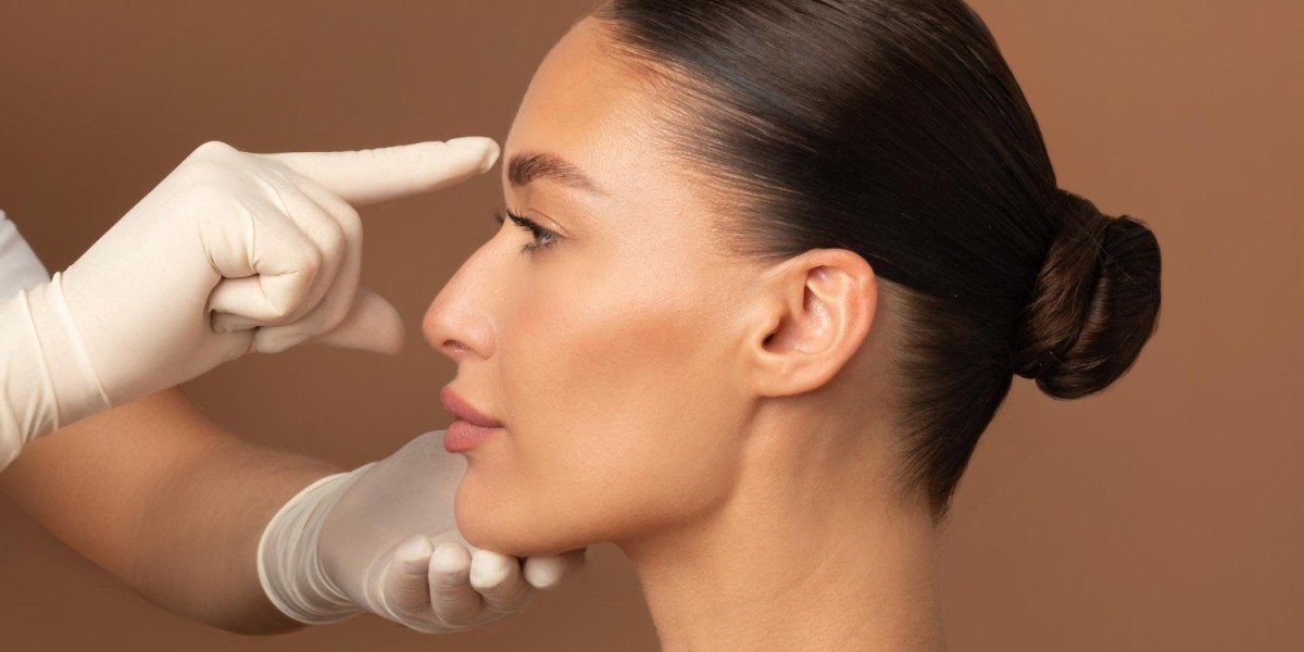 Silicone Nose Surgery vs Traditional Rhinoplasty in Riyadh