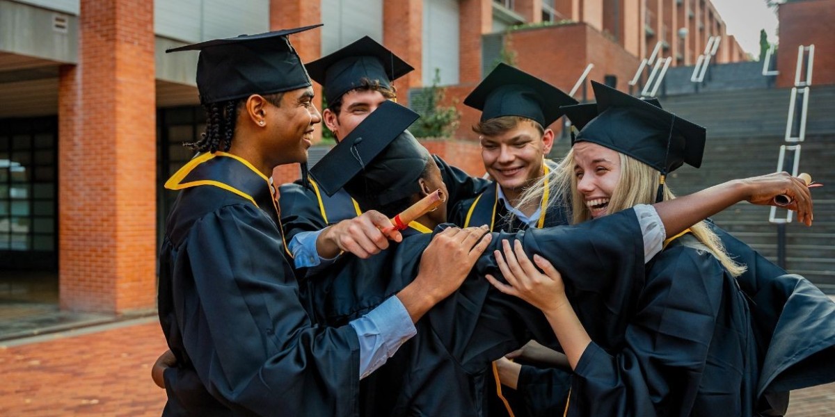 Accredited Courses for Strong Career Growth
