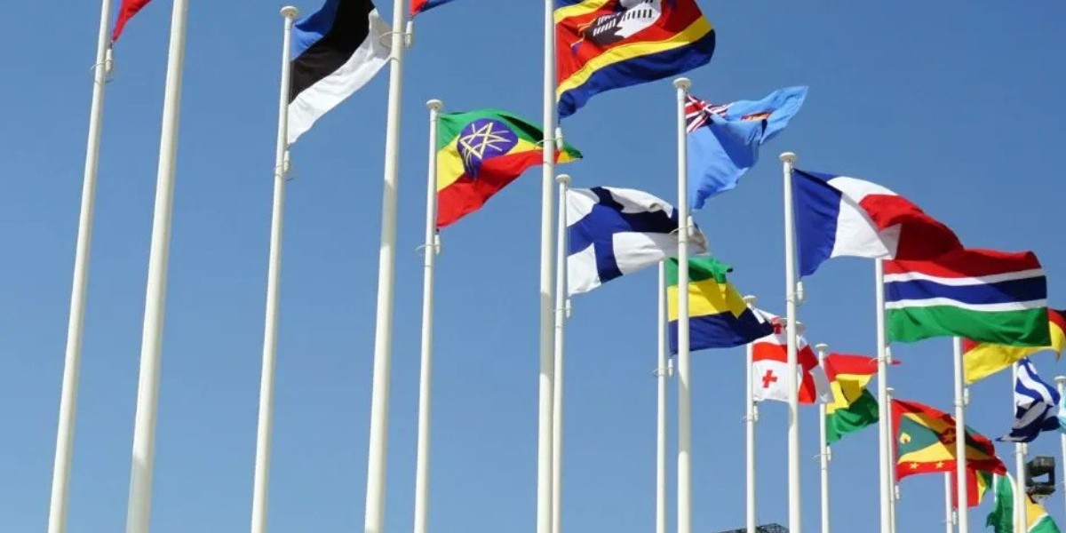Hoisting Flags Dubai – High-Quality Custom Flags Printing Services for Maximum Brand Impact