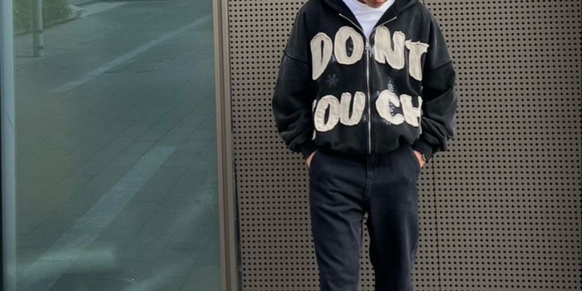 How to Mix Streetwear Staples Like Carsicko Hoodie & Sp5der Hoodie