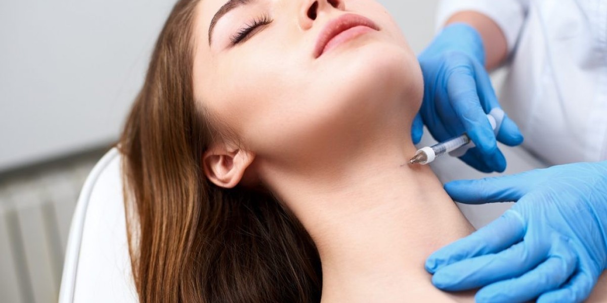 Non-Surgical Double Chin Removal in Dubai & Abu Dhabi | Glamorous Clinic in Dubai