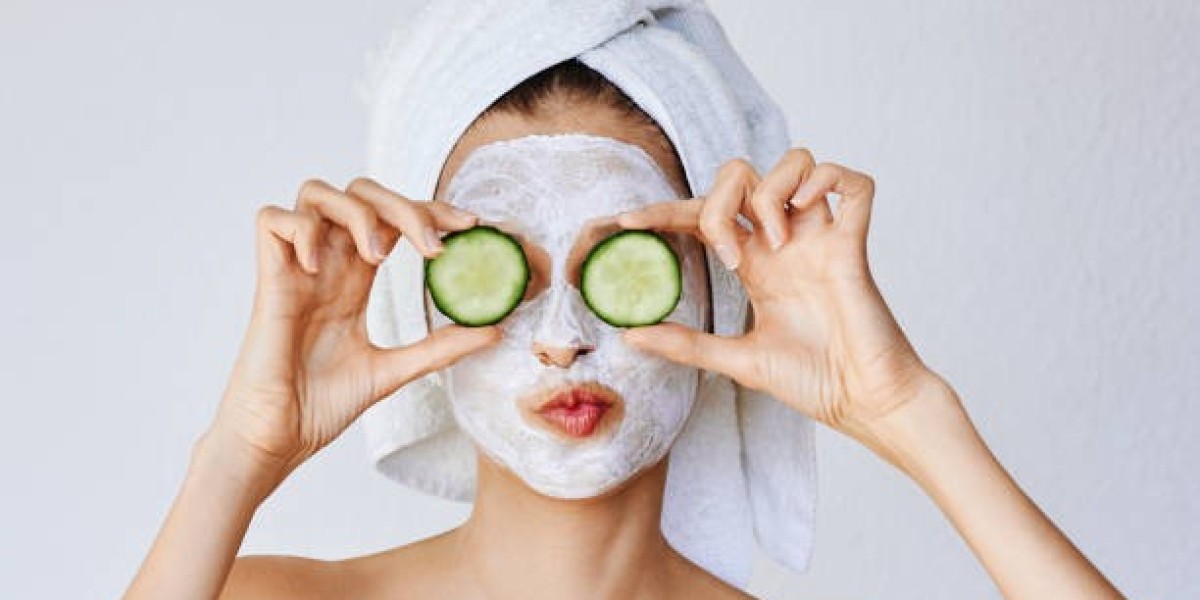 Natural Skincare Treatment in Dubai Using Organic Herbs