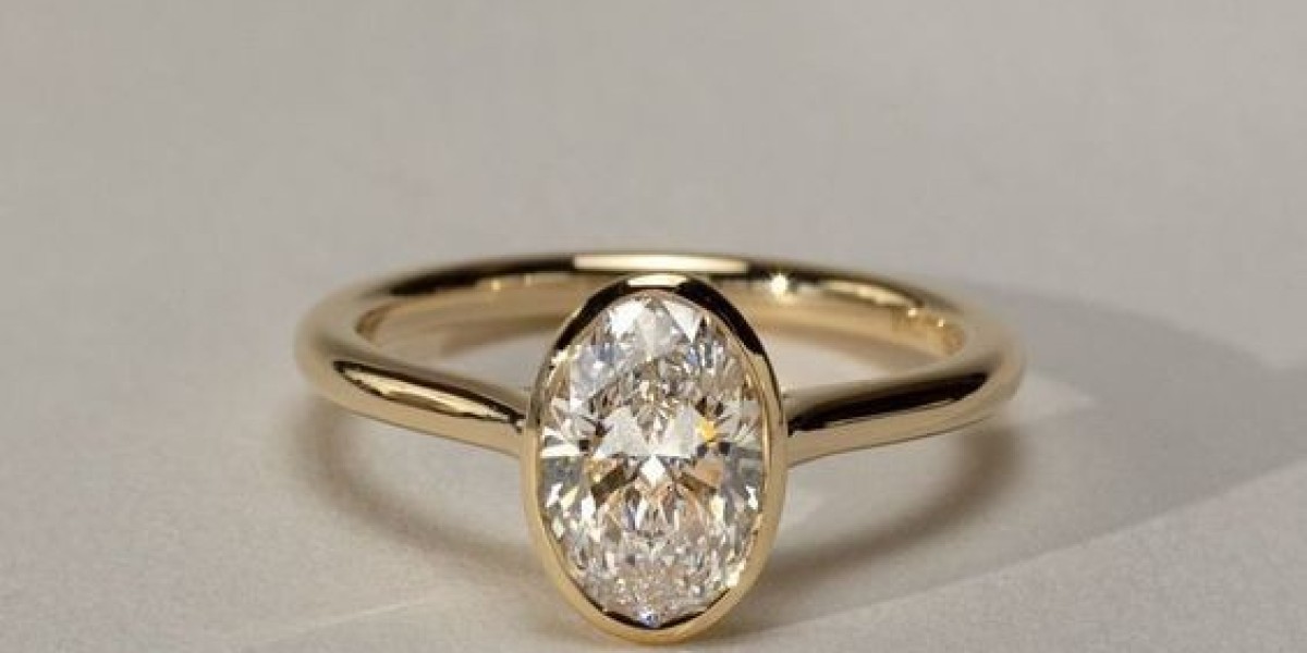 Bezel Engagement Ring Guide: Simple and Secure Styles to Know