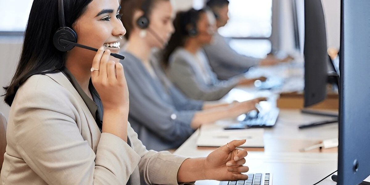 Bridging the Communication Gap: The Future of AI Accent Reduction in Customer Service