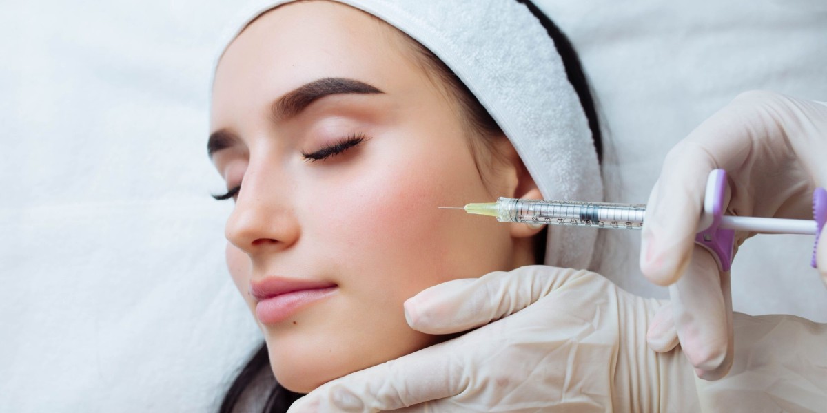 The Benefits of Mid-Face Volumizing: Achieving Symmetry in Riyadh