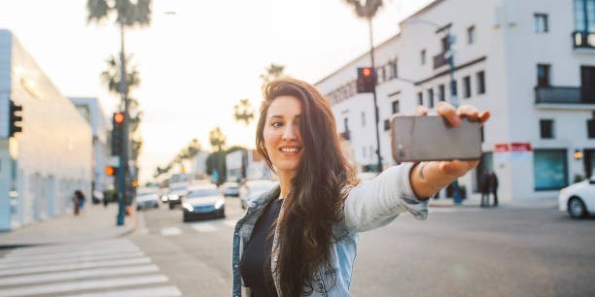 Hollywood Smile in Islamabad: Achieve a Flawless and Natural Celebrity Smile