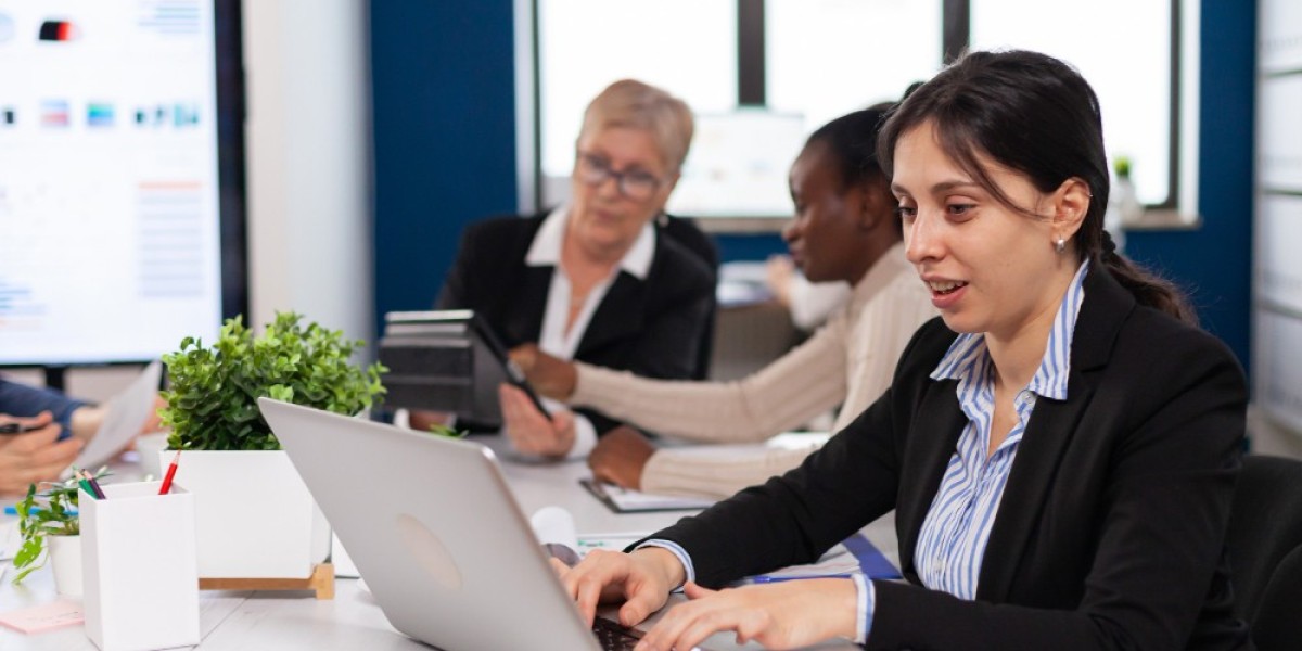 Enhancing Patient Support at Scale: The Growing Role of Outsourced Pharmacy Services