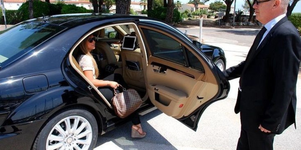 Premium Chauffeur Hire Mayfair London 8Chauffeur