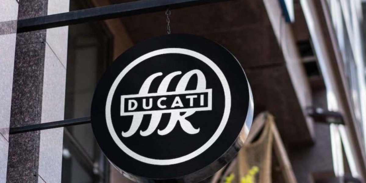 Transform Your Business Visibility with a Stunning Sign Board
