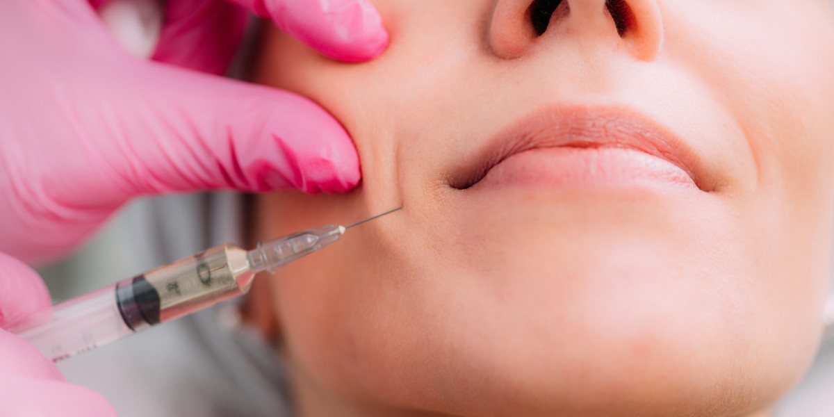 Dermal Fillers in Dubai for Fine Lines