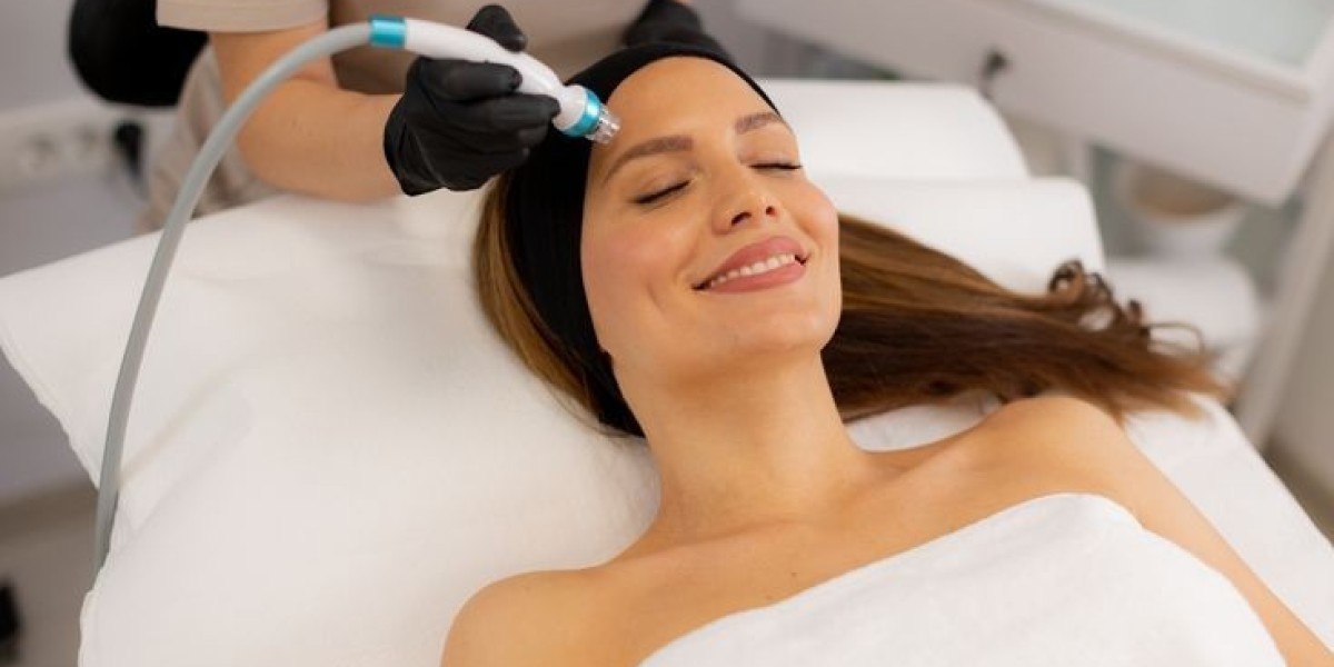 HydraFacial for Dry Skin Deep Hydration Benefits