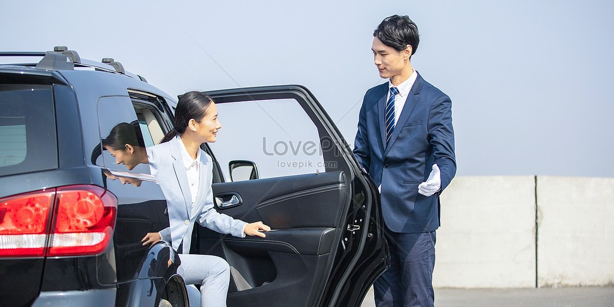 Reliable and Affordable Airport Transfers in Telford Today