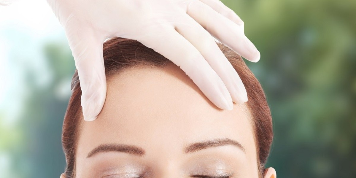 How a Forehead Lift in Riyadh Can Refresh Your Appearance