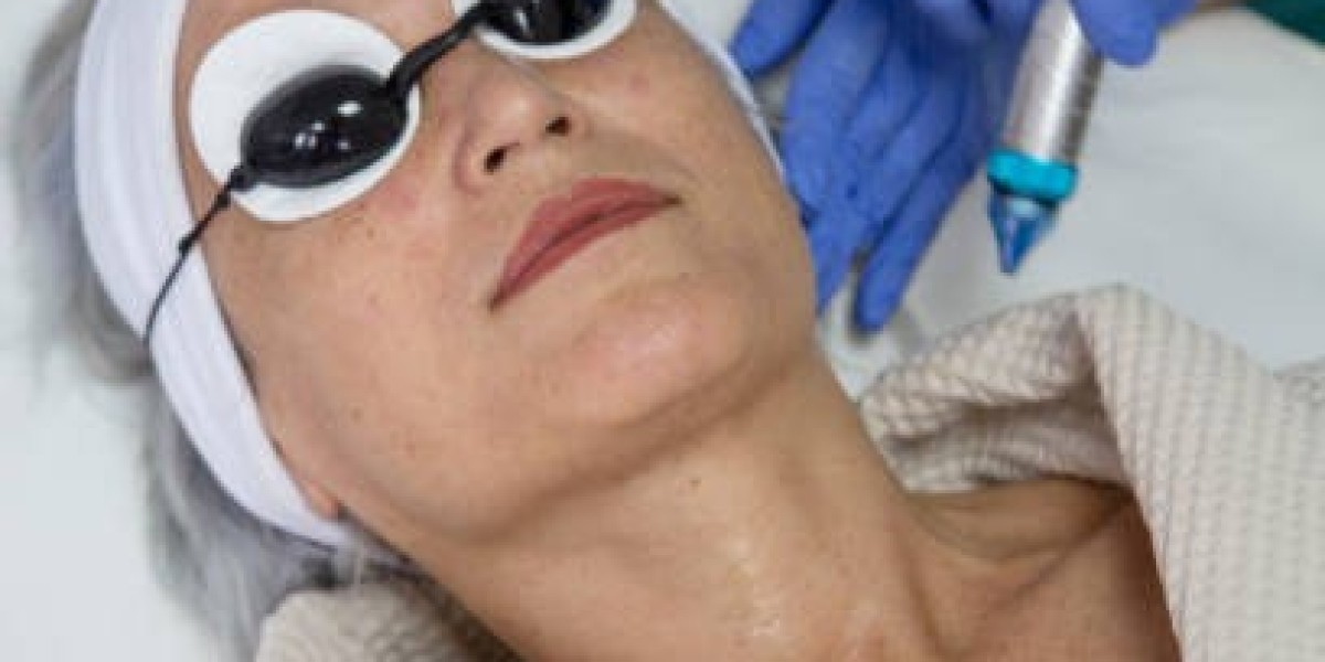 Get Fractional Skin Rejuvenation with Fotona Diode in Dubai