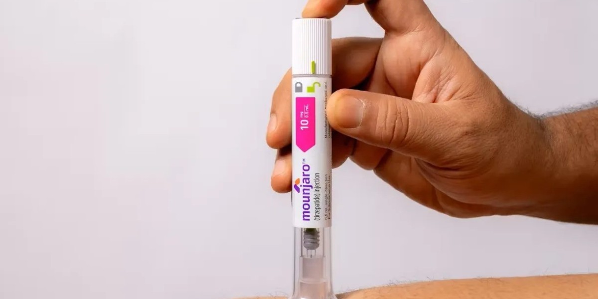 What should I eat after my first Mounjaro injection?