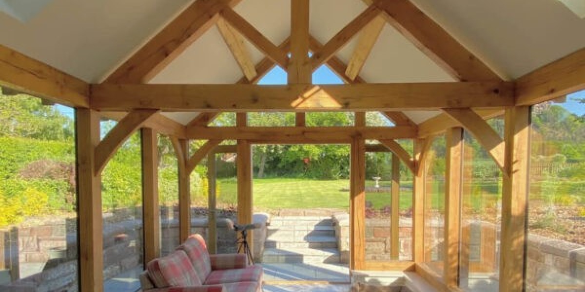 Oak Porches: Timeless Design and Lasting Value for Your Home