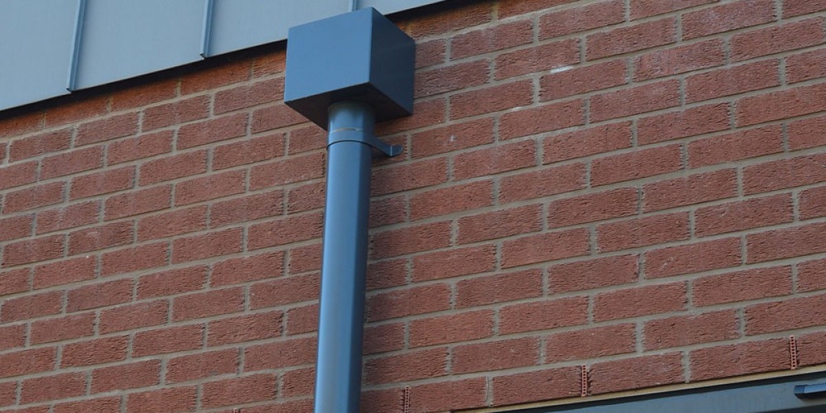 The Growing Popularity of Contemporary Aluminium Hopper Heads in Luxury Properties