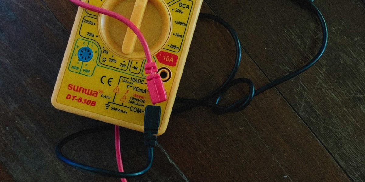 Global Direct Current (DC) Drives Market by Voltage, Power Rating, Application, and Region