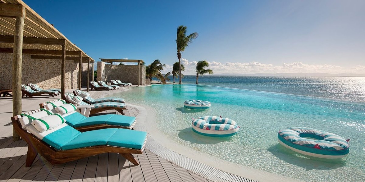 Luxury Travel Industry Size & Strategic Outlook 2026–2036