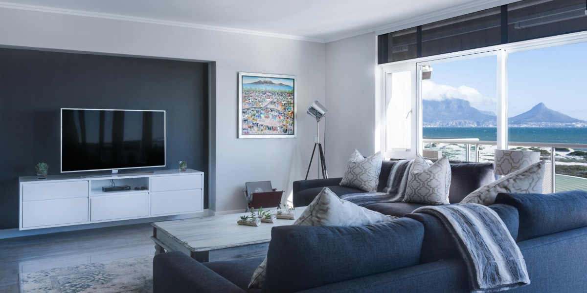 Transforming Your Living Space: A Guide to Full House Renovations in Toronto