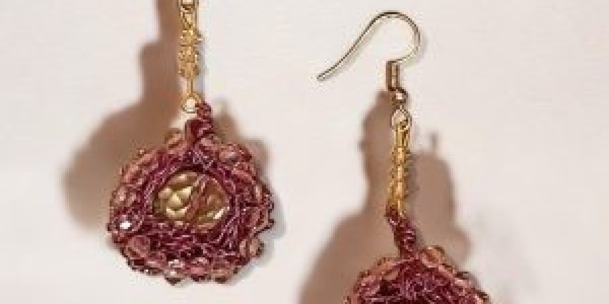 Crystal Earrings UK: Bringing Sparkle and Individual Style Together