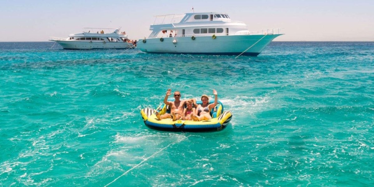 How Much to Charter a Yacht for a Week: Average Prices by Yacht Size and Type