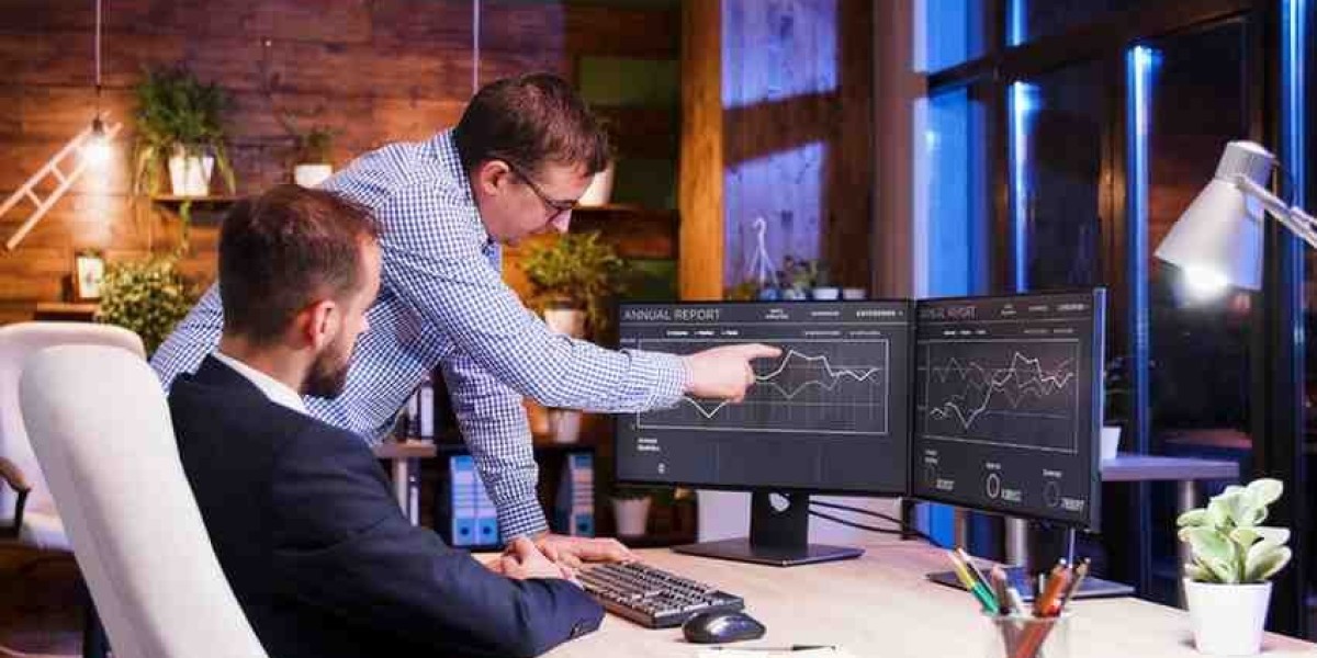 Build vs Buy vs Customize: Strategic Software Decisions Explained