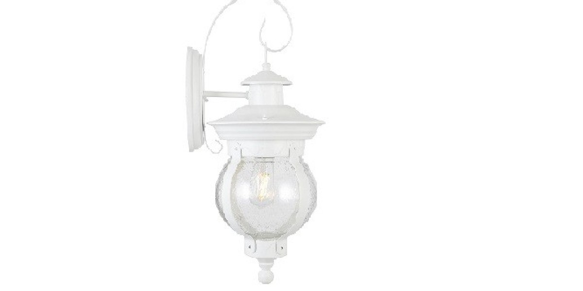Outdoor Wall Bracket Light for Reliable and Structured Exterior Lighting