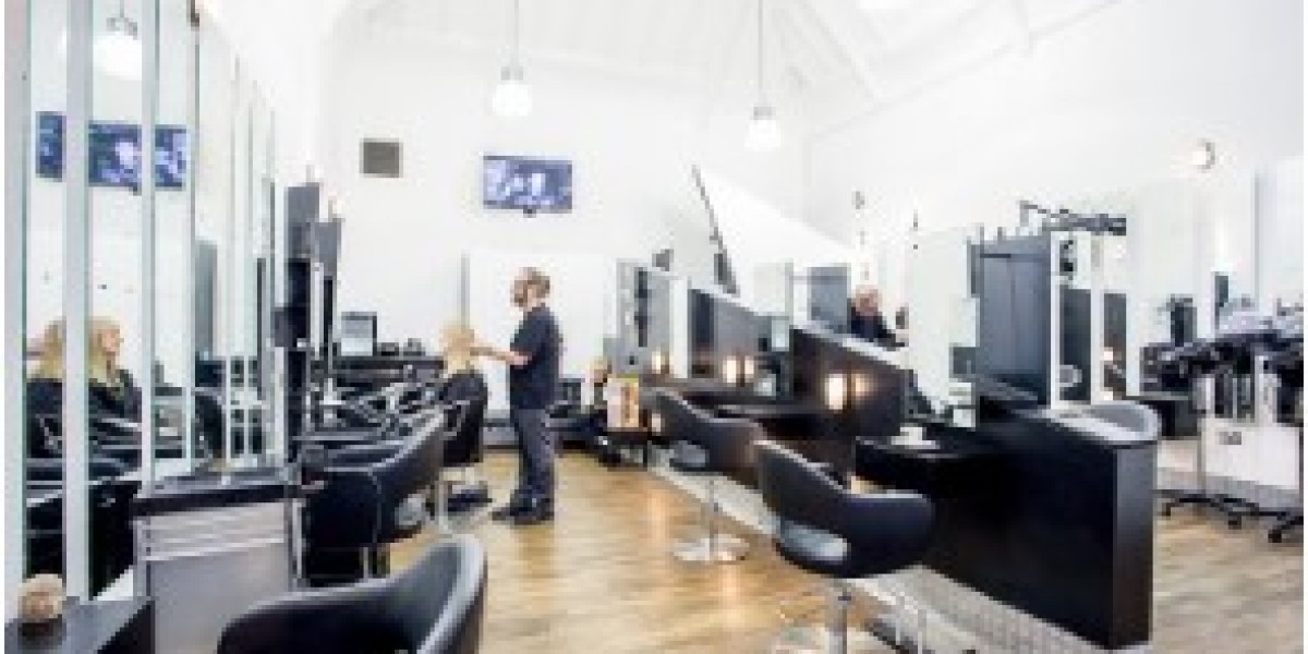 Northern Quarter Hair Salon Excellence: Luxury Hair Services in Manchester