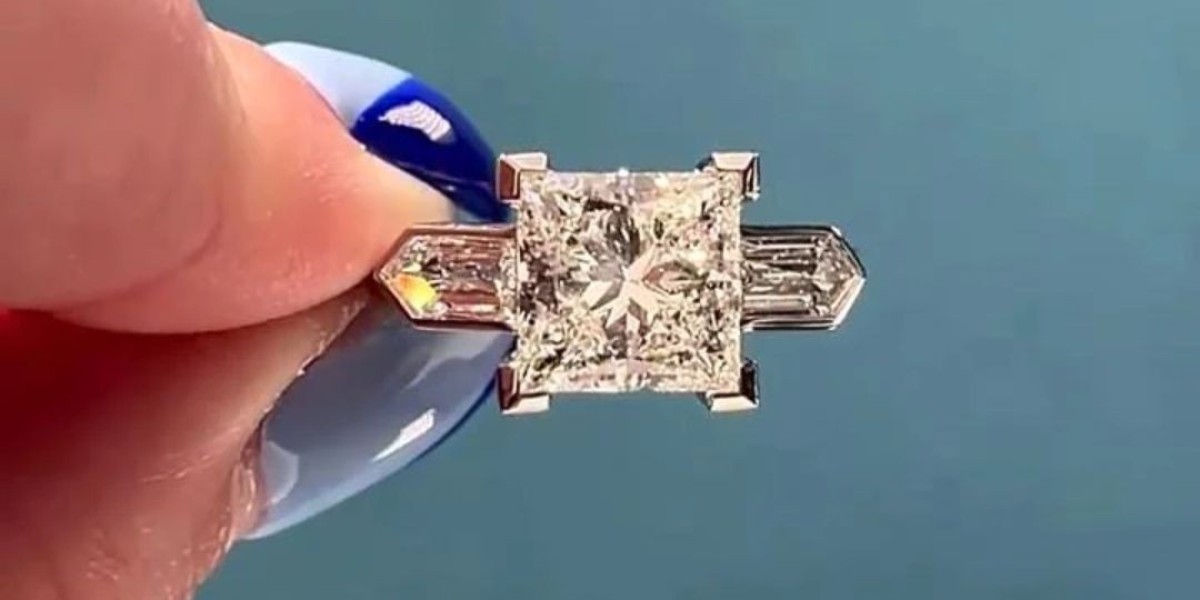 Princess Cut Lab Grown Rings for Meaningful Proposals