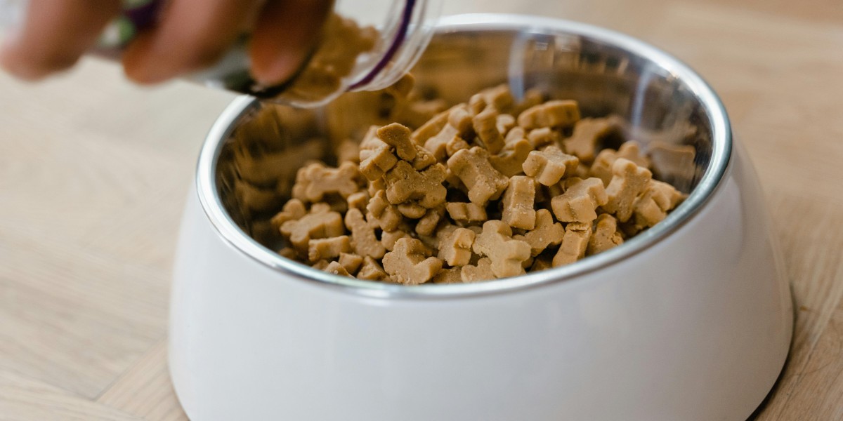 UK Pet Supplement Market to Reach USD 651.2 Million by 2035 from USD 270.1 Million in 2025