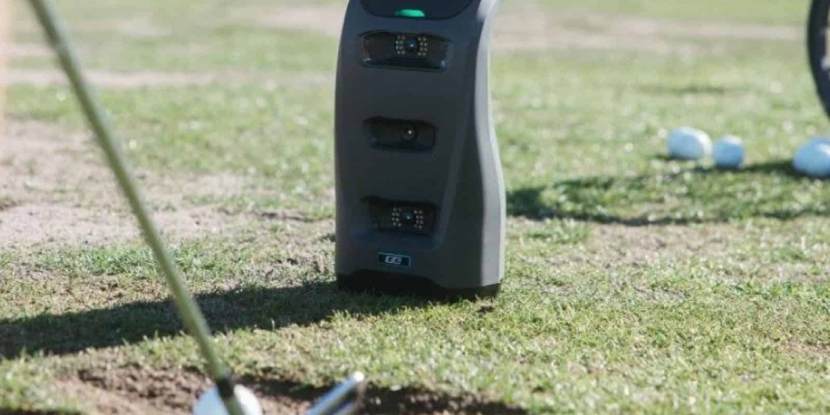 Unlocking Peak Golf Performance: The Science Behind Golf Launch Monitors and Lanifun