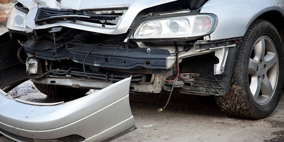 How Bumper Repair Services Fix Parking Lot Damage Fast