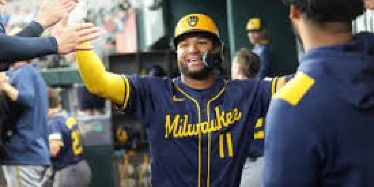Ohtani unpreventable as Dodgers full sweep of Brewers