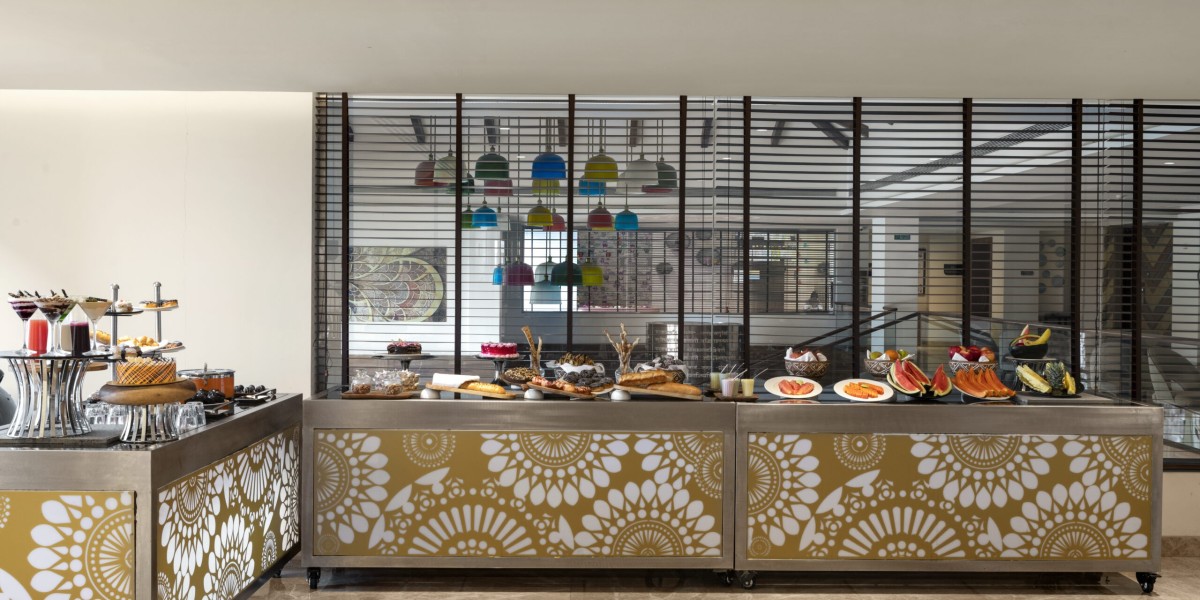 Why Restaurants In Dwarka Are Becoming the City's Favorite Food Destination